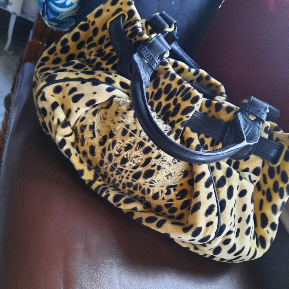 Very minimal used handbag